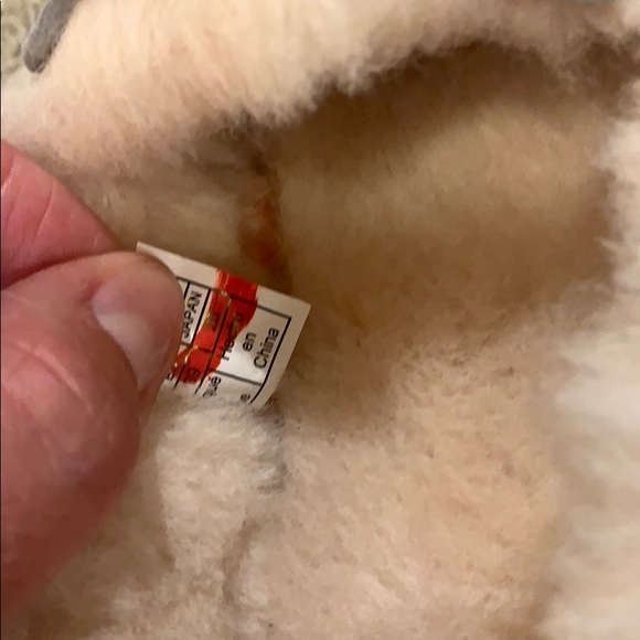 SOLD NIB UGG Light Grey Ansley Slippers - Picture 11 of 12